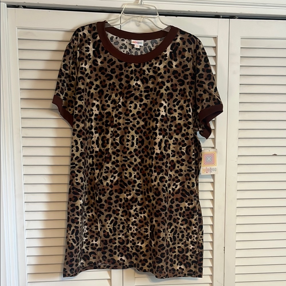 Lularoe 3x Liv Leopard Print Short Sleeve Top